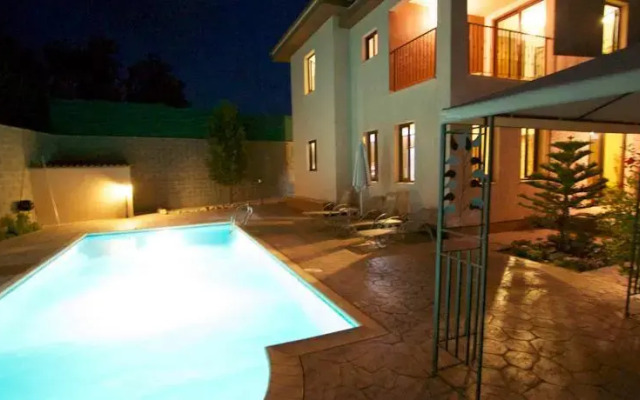 Kinousa Villas