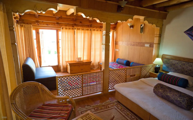 Silver Cloud Guest House