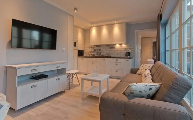 Imperial Apartments - Valor