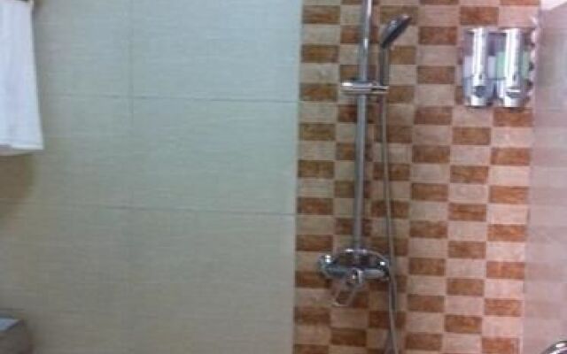 Qingdao Xinshangrui Business Hotel