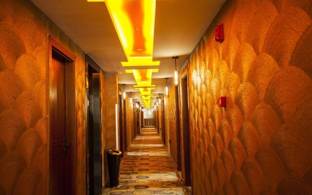 Fun-loving Theme Hotel of Tengchong