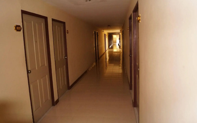 ZEN Rooms Ramkhamhaeng Mansion