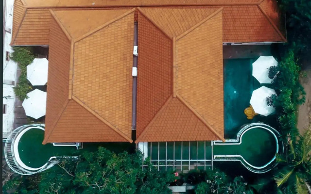 Kembali-Luxury 3BR Villa 3-Seminyak