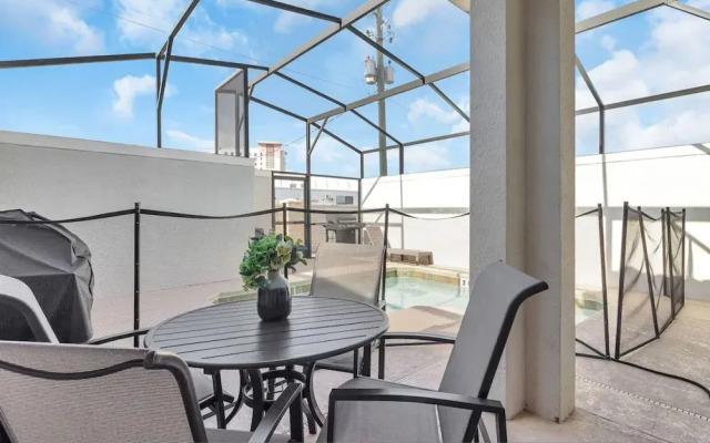 Your 5bdr House w Pool - 4959