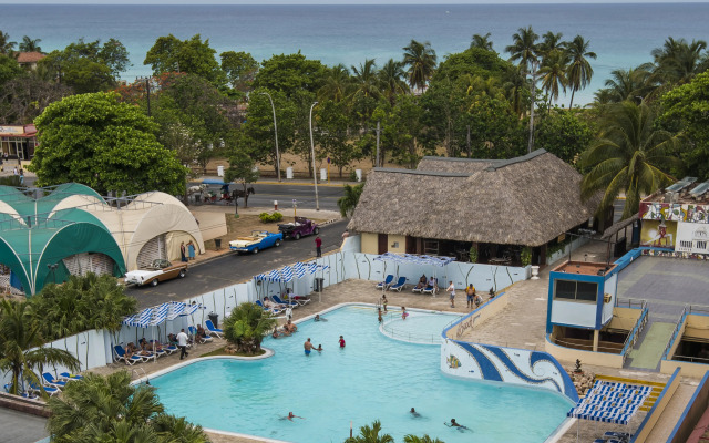 Gran Caribe Sun Beach