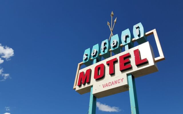 Safari Inn Motel