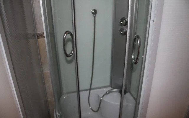 Champagne Hotel
