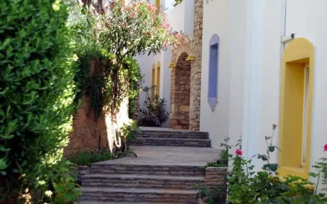 Omar Hotel & Suites