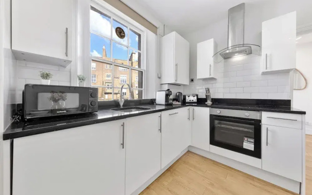 Stunning 2B Flat in South Kensington Near Station