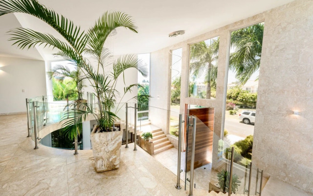 Luxury Villa Waterfall - Pool & BBQ