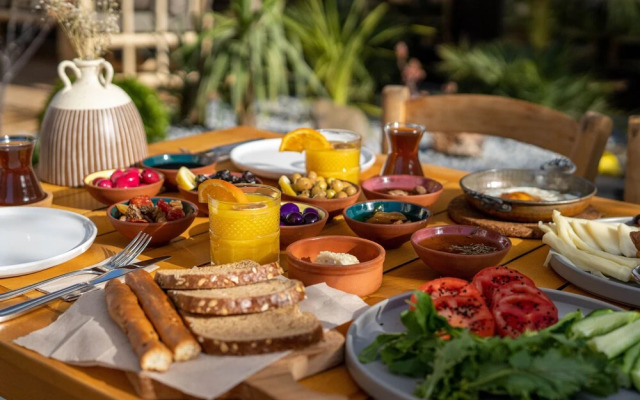 Ajlan Bohemian Hotel