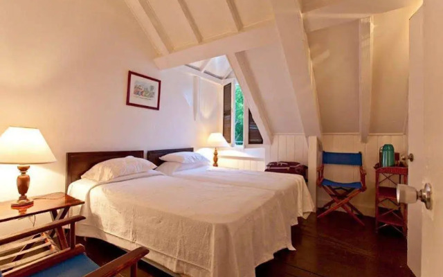 Admiral's Inn and Gunpowder Suites