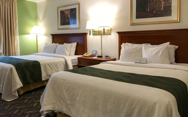 Quality Inn Holland - Toledo