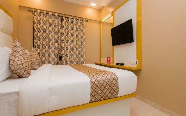 OYO 11720 Gold Coast Inn