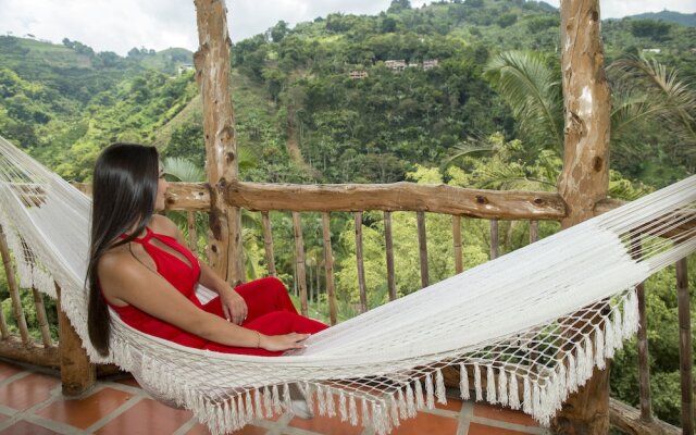 Hacienda Charrascal Coffe Farm