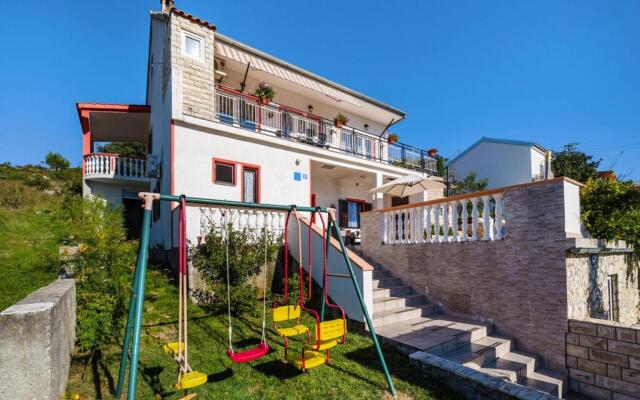 Holiday home in Rovanjska with pool