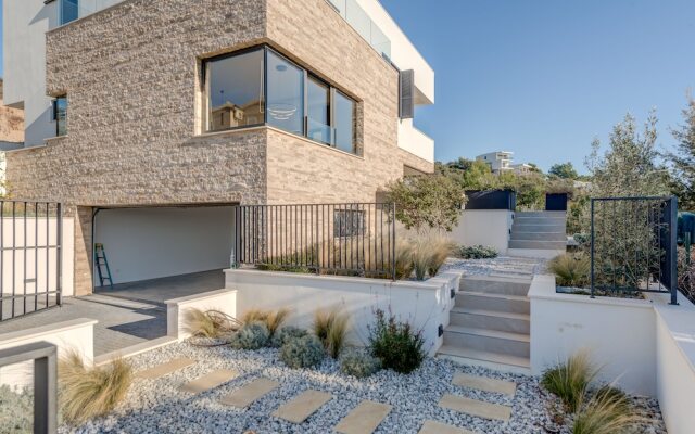 Sea Bliss Luxury Villa - Sevid