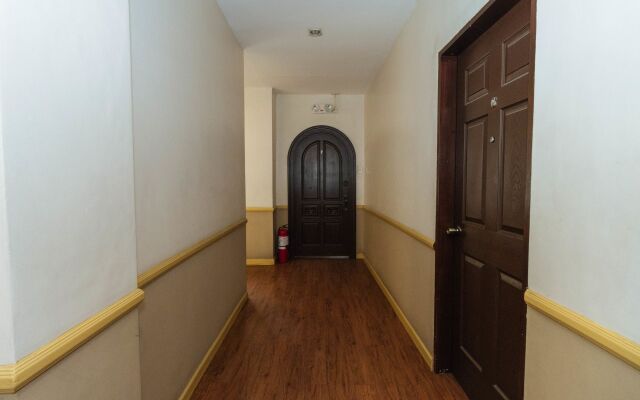 RedDoorz @ San Antonio Makati