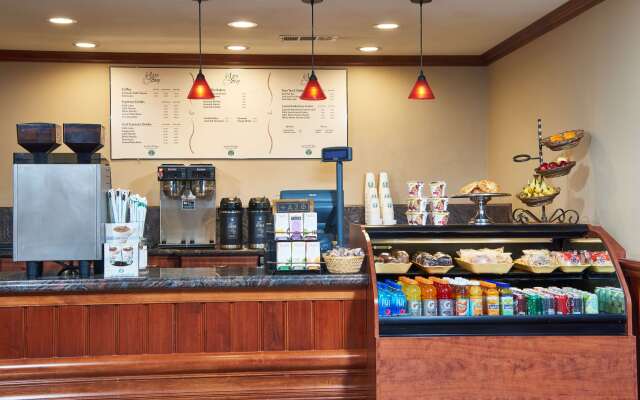 DoubleTree by Hilton Fresno Convention Center