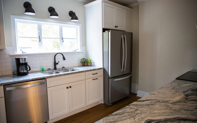 Providence Manor House Bed & Breakfast