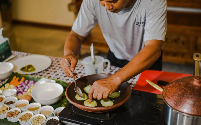 Purana Suite Ubud