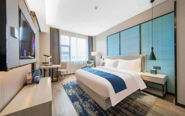 Echarm Hotel (Kaifeng Jinming Plaza)