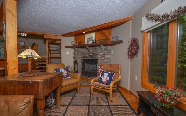 Blue Moon 3 Bedroom House