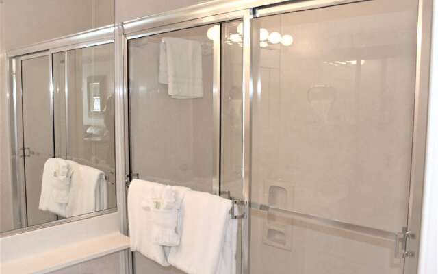 Jamaica Royale - 008 - 1 Br Apts