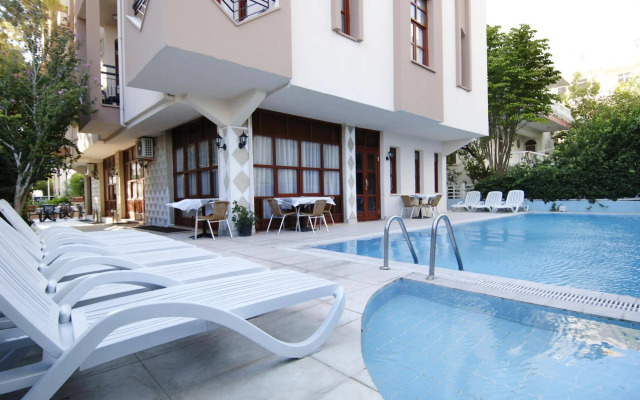 Sherwood Premio Hotel