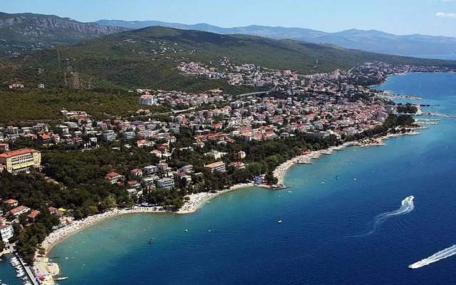 Villa in Dramalj With Swimming Pool