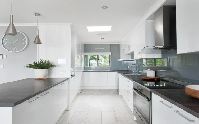 Seaside Sanctuary - Waterfront Luxury Home with Heated Pool