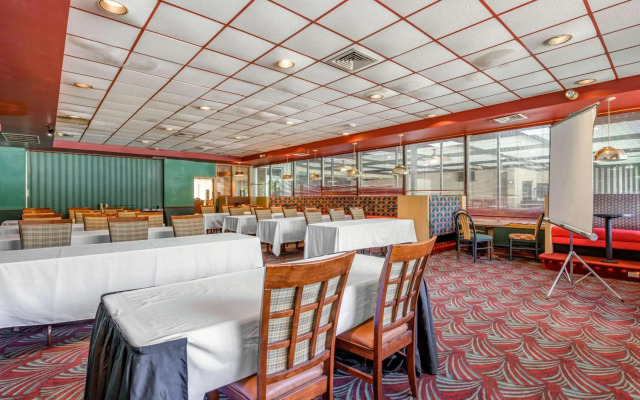 Clarion Hotel Lebanon-Hershey East