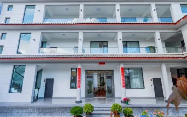 Le Er Ju · Aurora | 270 ° panoramic snow mountain vacation accommodation with you – Exterior – Lijiang