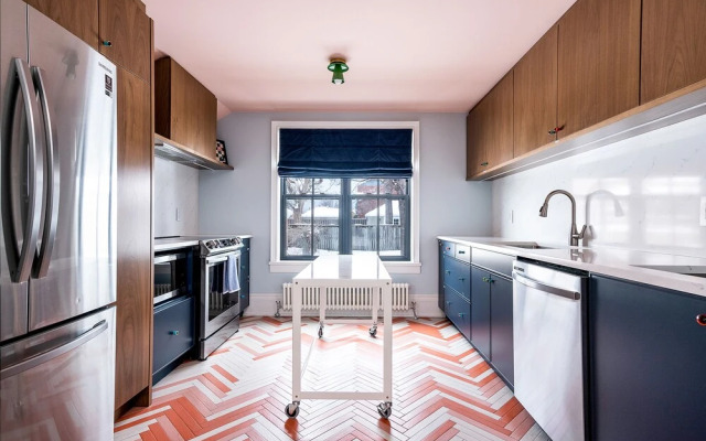 11 Rooms Boutique Hotel
