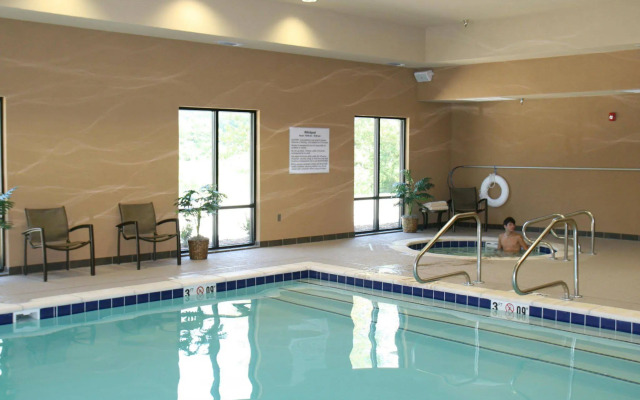 Hampton Inn and Suites Pine Bluff