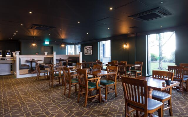 Holiday Inn Glasgow Airport by IHG
