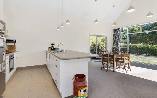 Lupin Lodge Bed and Breakfast