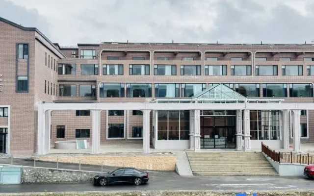 Anliujin Ke Hotel (Altay Hualin Park) – Exterior – Altay