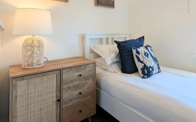 Woodbine Retreat, A Remarkable 3 Bedroom House