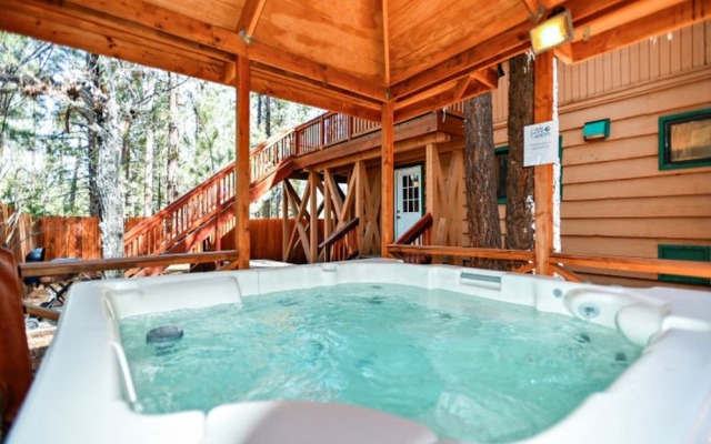 Summit Escape Lodge