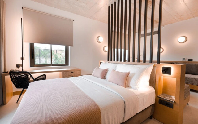 Capital Luxury Suites