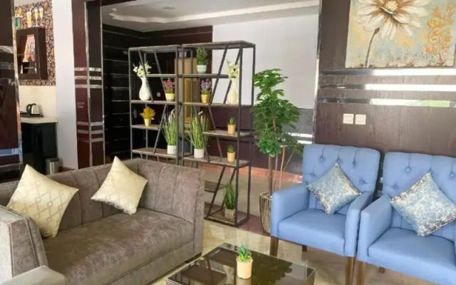 Al Muteb Suites Al Munsiyah