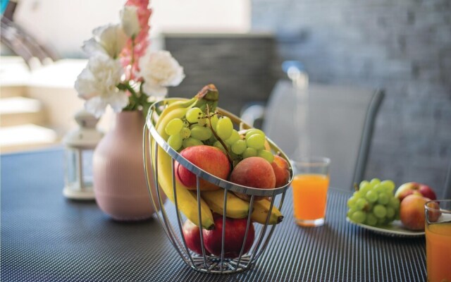 Awesome Home in Brzac With Wifi and 2 Bedrooms