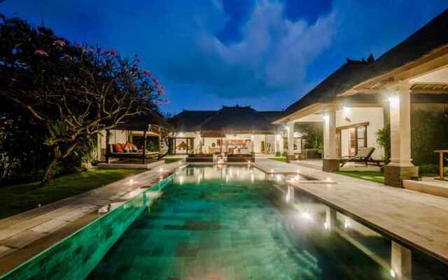 Villa Bugis Drupadi Seminyak