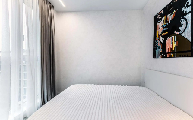 Апартаменты на улице Жореса Алфёрова 12