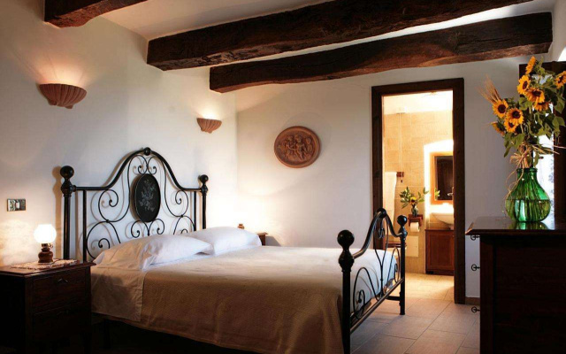 Al Piccolo Borgo Locanda Con Alloggio