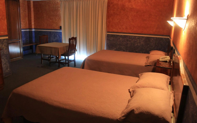 Hotel Meson del Puente