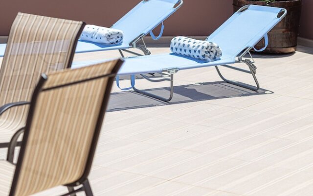 Semiso Beach Suites