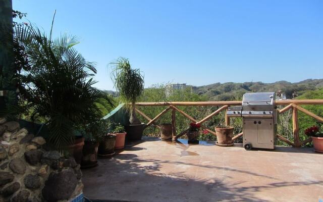 Vista De Bahia 4 Bedrooms 3.5 Bathrooms Villa