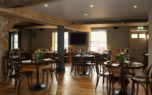 The Crown & Thistle